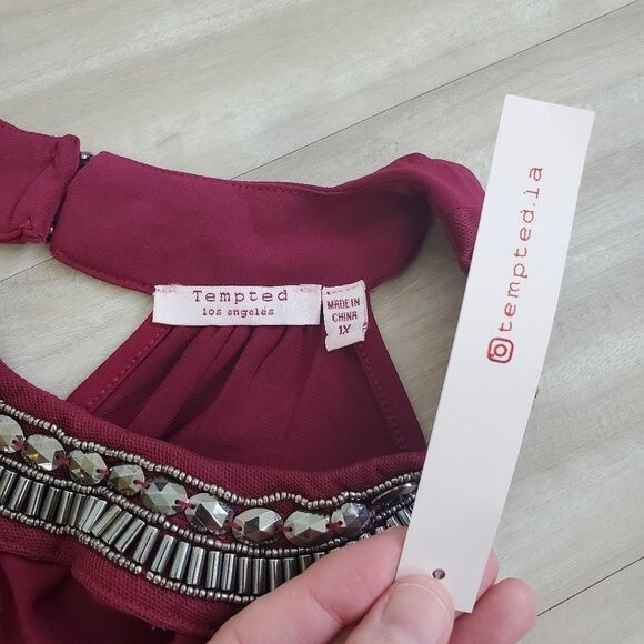 NEW Tempted Plus Size Maroon Beaded Tank - Picture 7 of 8